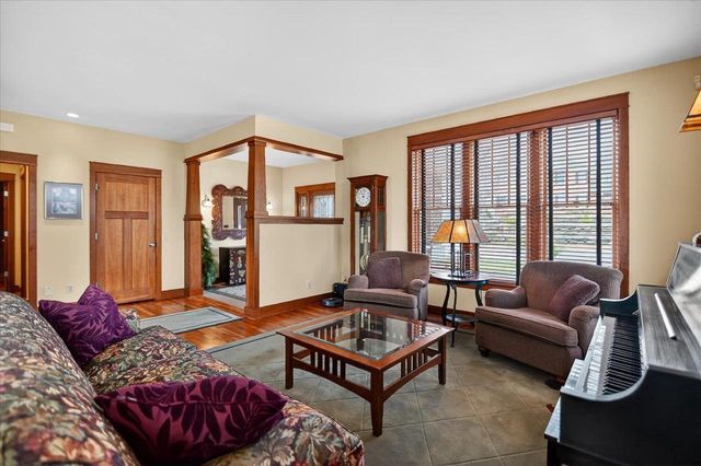 2 Coyote Court, Madison, WI 53717