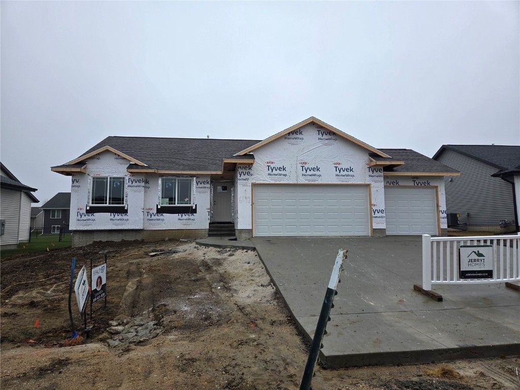 6199 Glenwood Drive, Marion, IA 52302