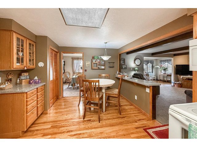 2806 Lake Park Way, Longmont, CO 80503