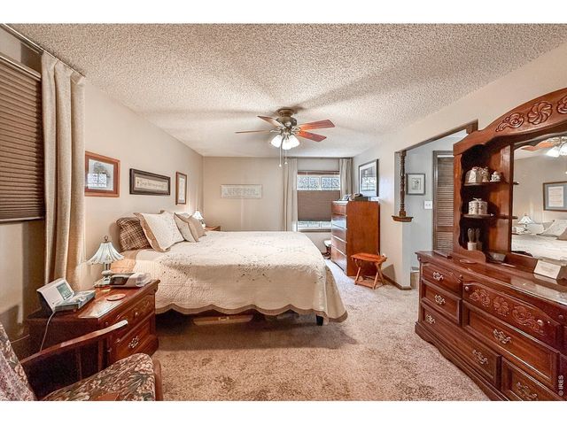 2806 Lake Park Way, Longmont, CO 80503