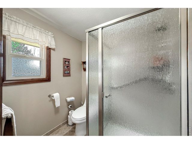 2806 Lake Park Way, Longmont, CO 80503