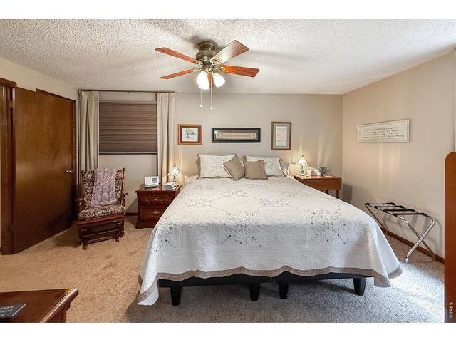 2806 Lake Park Way, Longmont, CO 80503