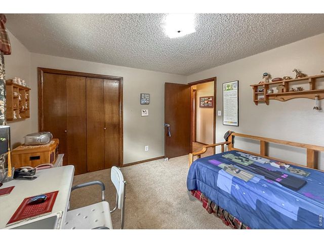 2806 Lake Park Way, Longmont, CO 80503