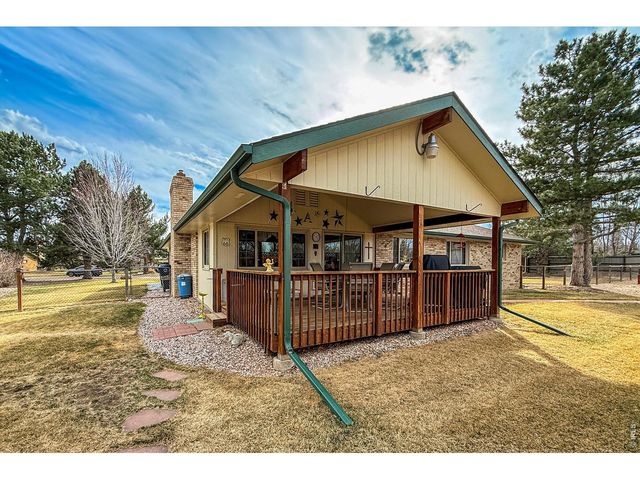 2806 Lake Park Way, Longmont, CO 80503