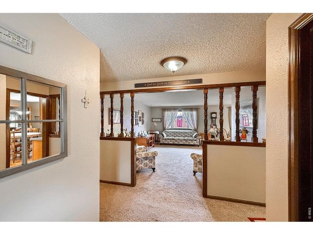 2806 Lake Park Way, Longmont, CO 80503