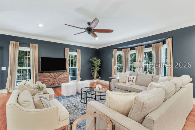 9 Ibis St, Hilton Head Island, SC 29928