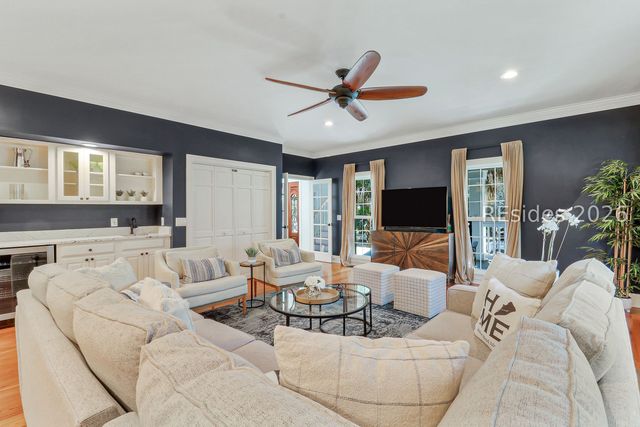 9 Ibis St, Hilton Head Island, SC 29928