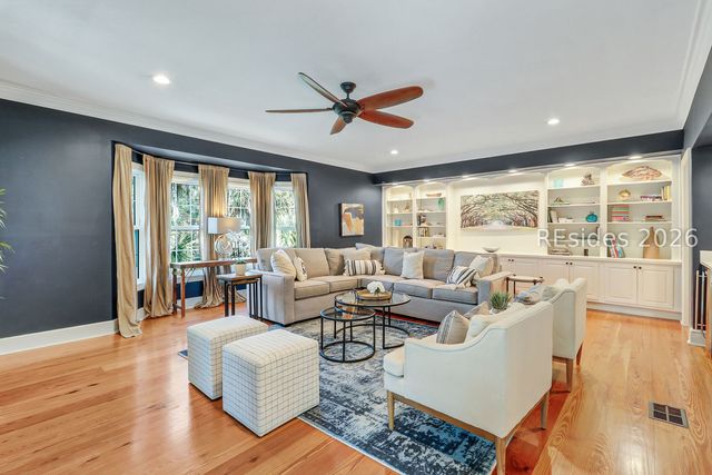 9 Ibis St, Hilton Head Island, SC 29928