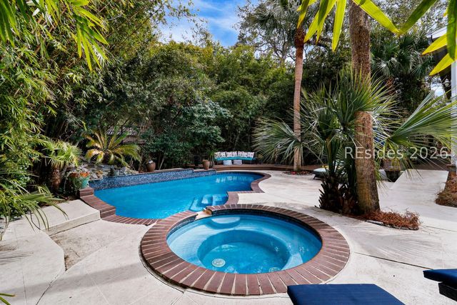 9 Ibis St, Hilton Head Island, SC 29928