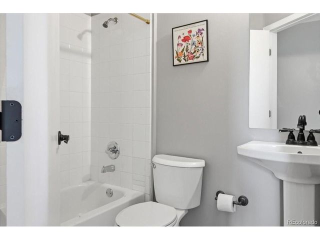 1050 Cherokee St 304, Denver, CO 80204