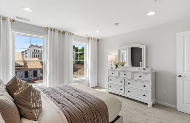 16 Weathervane Drive 023, Walpole, MA 02081