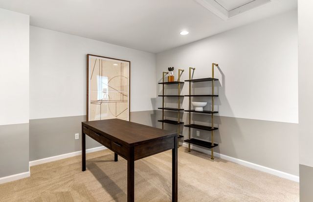 16 Weathervane Drive 023, Walpole, MA 02081