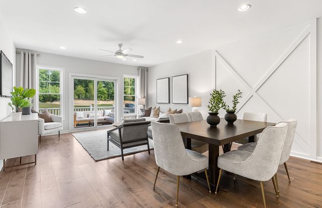 16 Weathervane Drive 023, Walpole, MA 02081