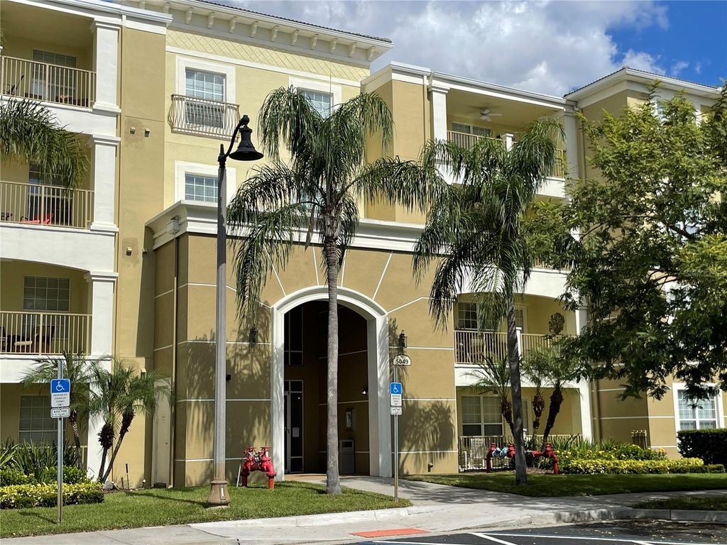 5049 SHOREWAY LOOP 40601, Orlando, FL 32819