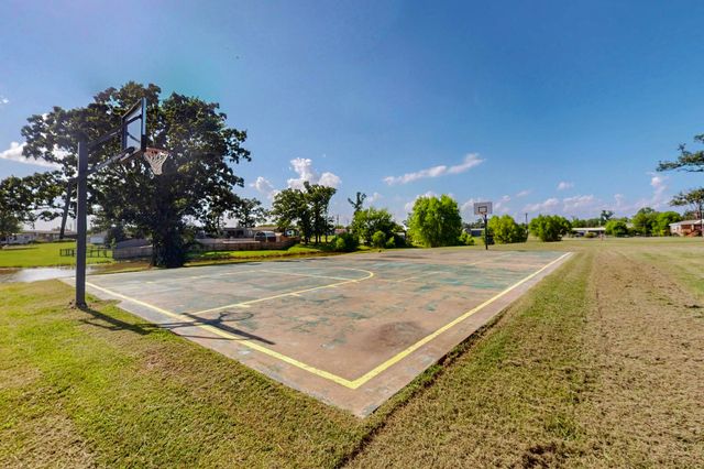 727 Comanche, Quitman, TX 75783