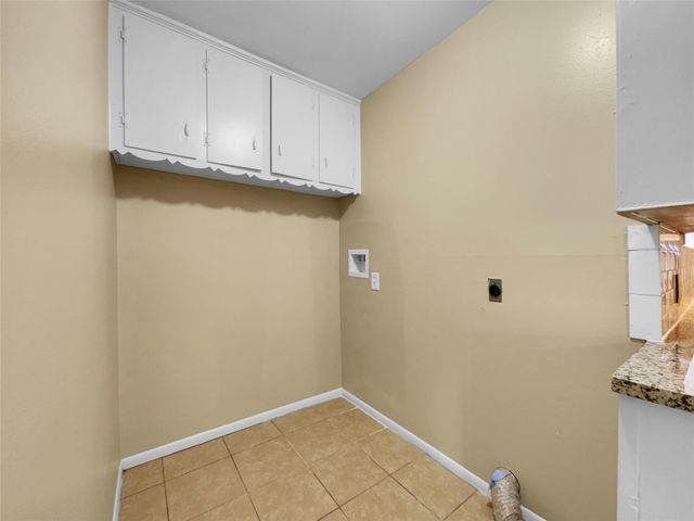 1000 Crescent Boulevard, Cleveland, TX 77327