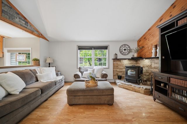 12 Campbell Drive, Pelham, NH 03076