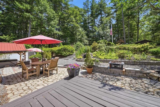 12 Campbell Drive, Pelham, NH 03076