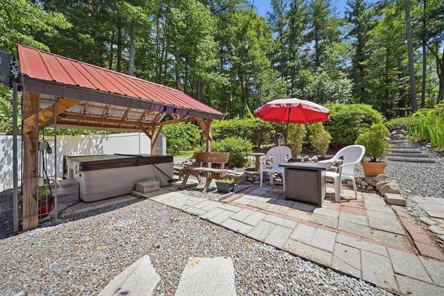 12 Campbell Drive, Pelham, NH 03076