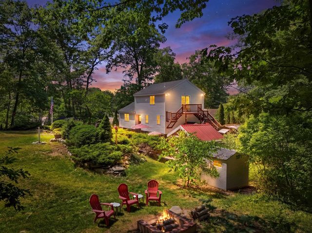 12 Campbell Drive, Pelham, NH 03076
