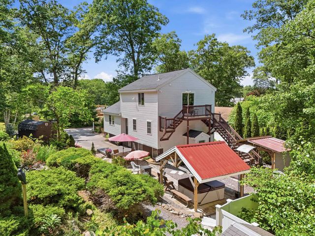 12 Campbell Drive, Pelham, NH 03076