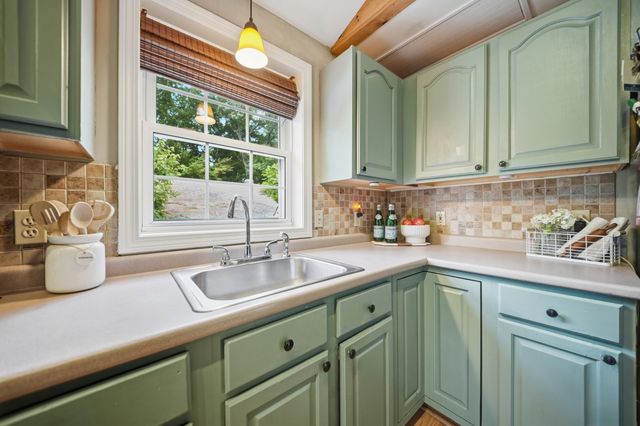 12 Campbell Drive, Pelham, NH 03076