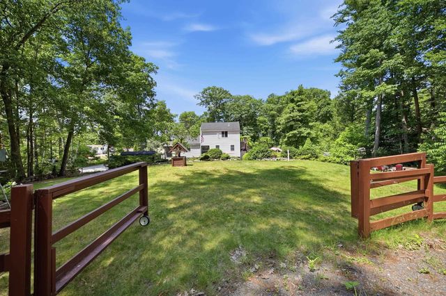 12 Campbell Drive, Pelham, NH 03076
