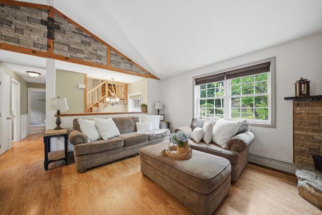 12 Campbell Drive, Pelham, NH 03076