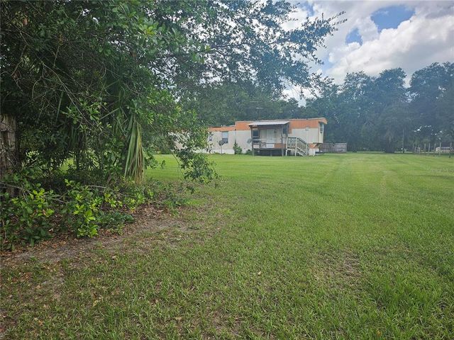 2452 WELCOME ROAD, Lithia, FL 33547