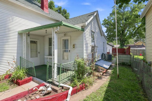 621 Oak Street, Davenport, IA 52802