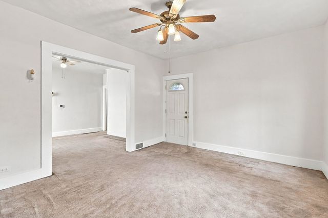 621 Oak Street, Davenport, IA 52802