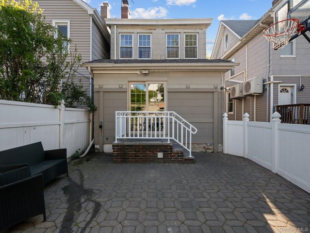 8511 122nd Street, Kew Gardens, NY 11415