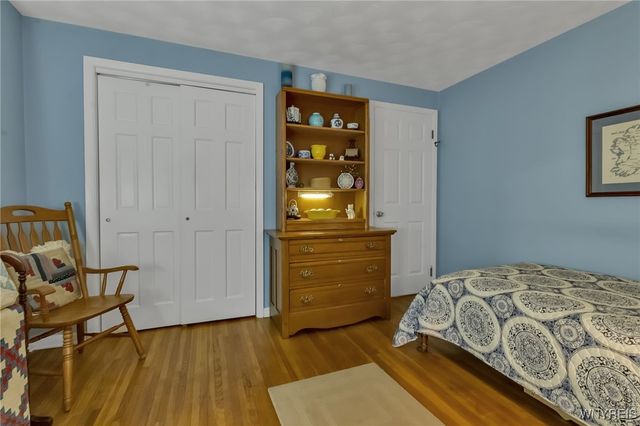 277 Woodward Drive, West Seneca, NY 14224