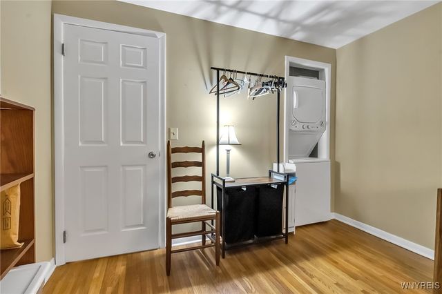 277 Woodward Drive, West Seneca, NY 14224