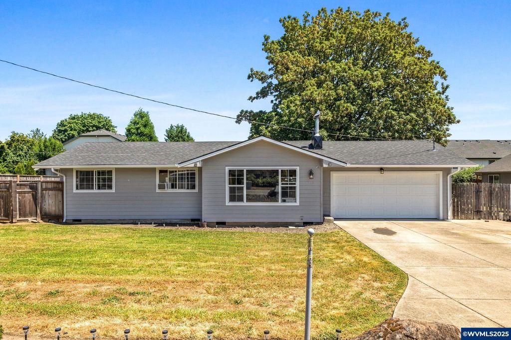 1220 SE Godsey Rd, Dallas, OR 97338