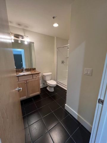 350 E Short Street 211, Lexington, KY 40507