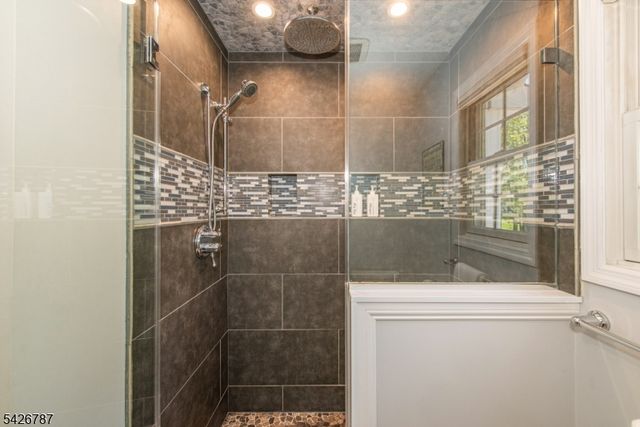 116 Big Piece Rd, Fairfield Twp., NJ 07004