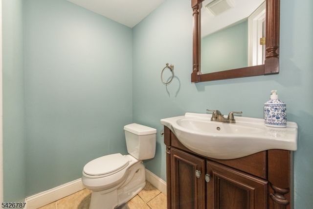 116 Big Piece Rd, Fairfield Twp., NJ 07004