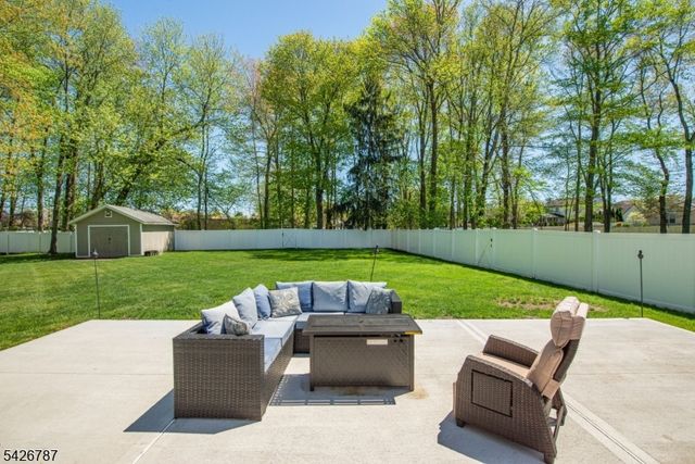 116 Big Piece Rd, Fairfield Twp., NJ 07004