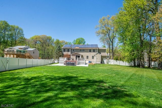 116 Big Piece Rd, Fairfield Twp., NJ 07004