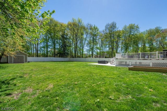 116 Big Piece Rd, Fairfield Twp., NJ 07004