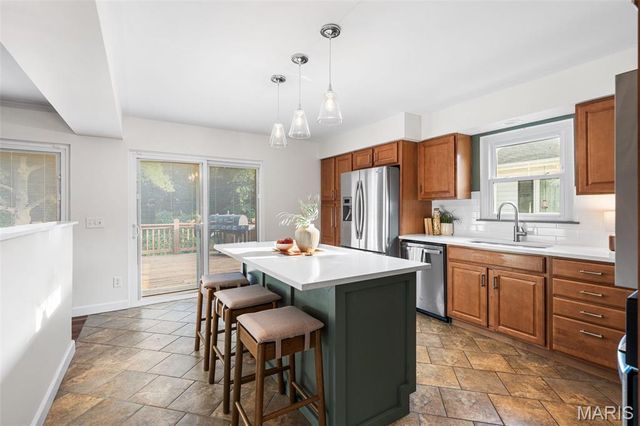 4716 Brookton Way, St Louis, MO 63128