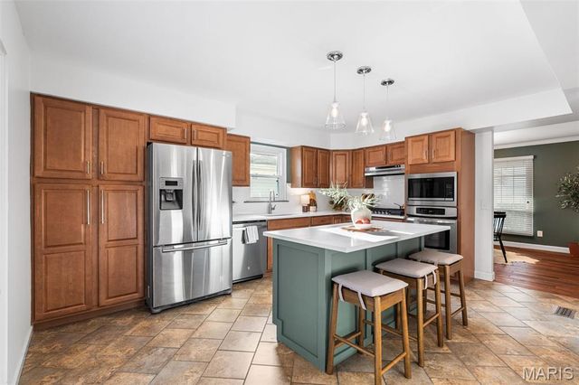 4716 Brookton Way, St Louis, MO 63128