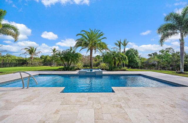 8184 SE Old Plantation Circle, Jupiter, FL 33458