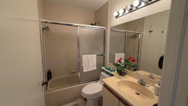 8232 Waterline Drive, Boynton Beach, FL 33472