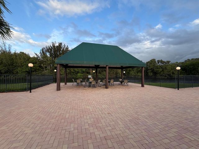 8232 Waterline Drive, Boynton Beach, FL 33472