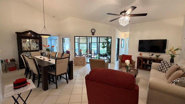 8232 Waterline Drive, Boynton Beach, FL 33472
