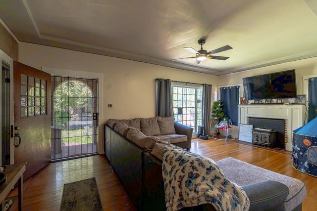 52 W Adams St, Stockton, CA 95204