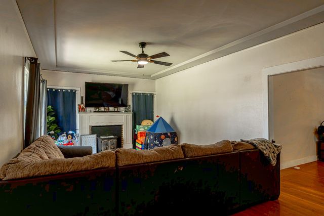 52 W Adams St, Stockton, CA 95204