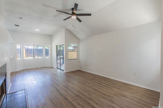 3662 CANDLEHEAD LN, San Antonio, TX 78244
